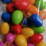 Set oua cu agatatoare multicolor