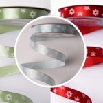 Panglica saten fulgi de nea 12 mm