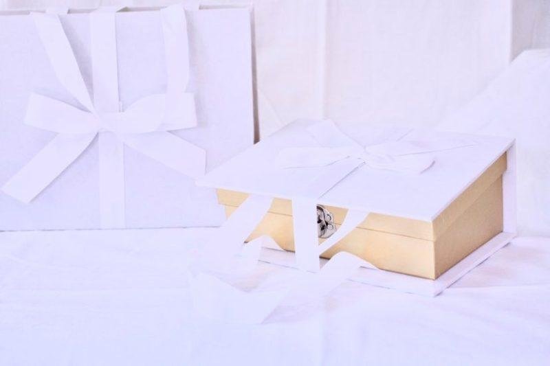 Set cutii velvet cu mâner alb -