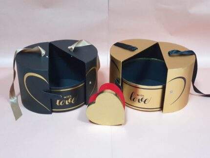 Cutie aspect metalic cu surpriza