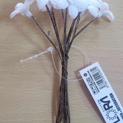 Mini buchet cu floricele 12 cm