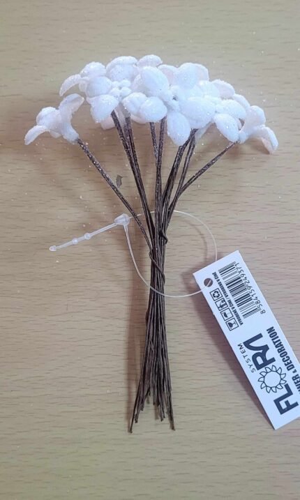 Mini buchet cu floricele 12 cm